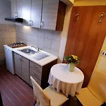 Tribunia Szálloda Tribalj