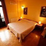 Hotel Tribunia 3*