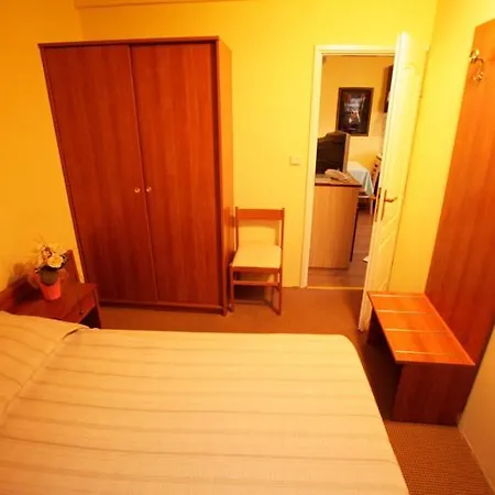 Hotel Tribunia