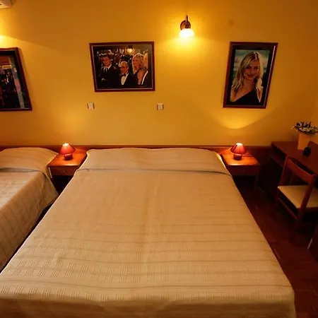 Hotel Tribunia