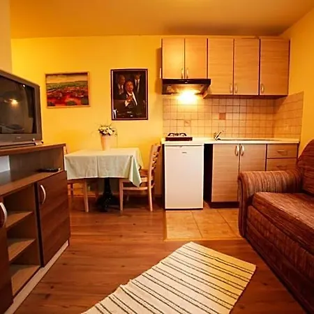 Hotel Tribunia