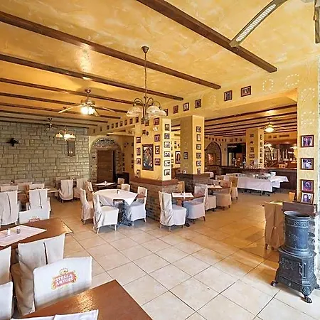 Tribunia Hotel Tribalj