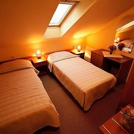 Tribunia Hotel