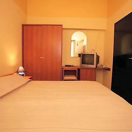 Hotel Tribunia